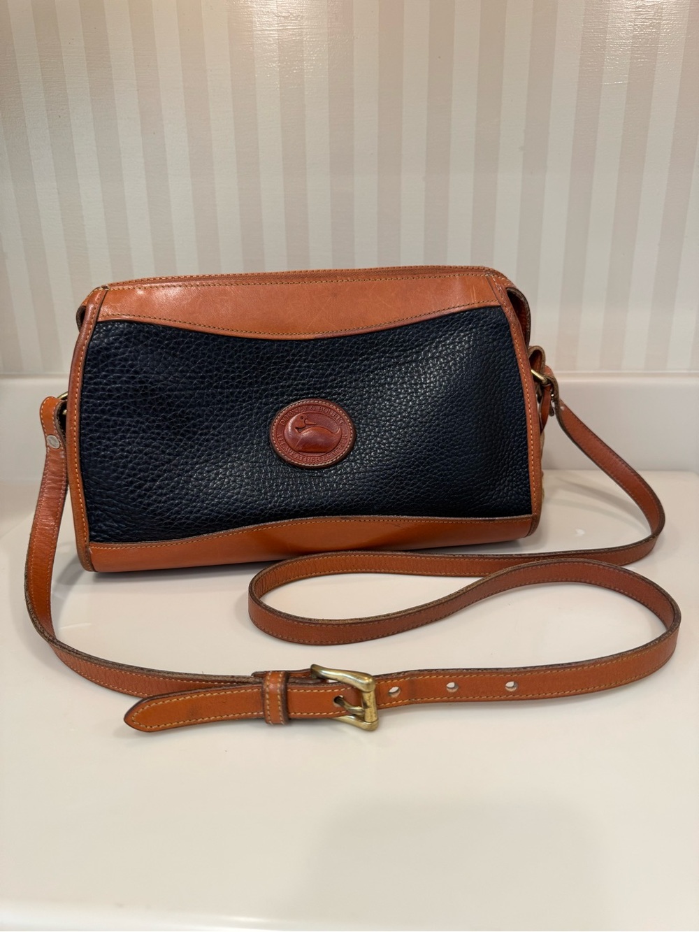 Dooney and Bourke Vintage Black Leather Crossbody Shoulder Bag Made in USA